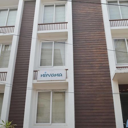 Nirvana Hotel Варанаси Экстерьер фото