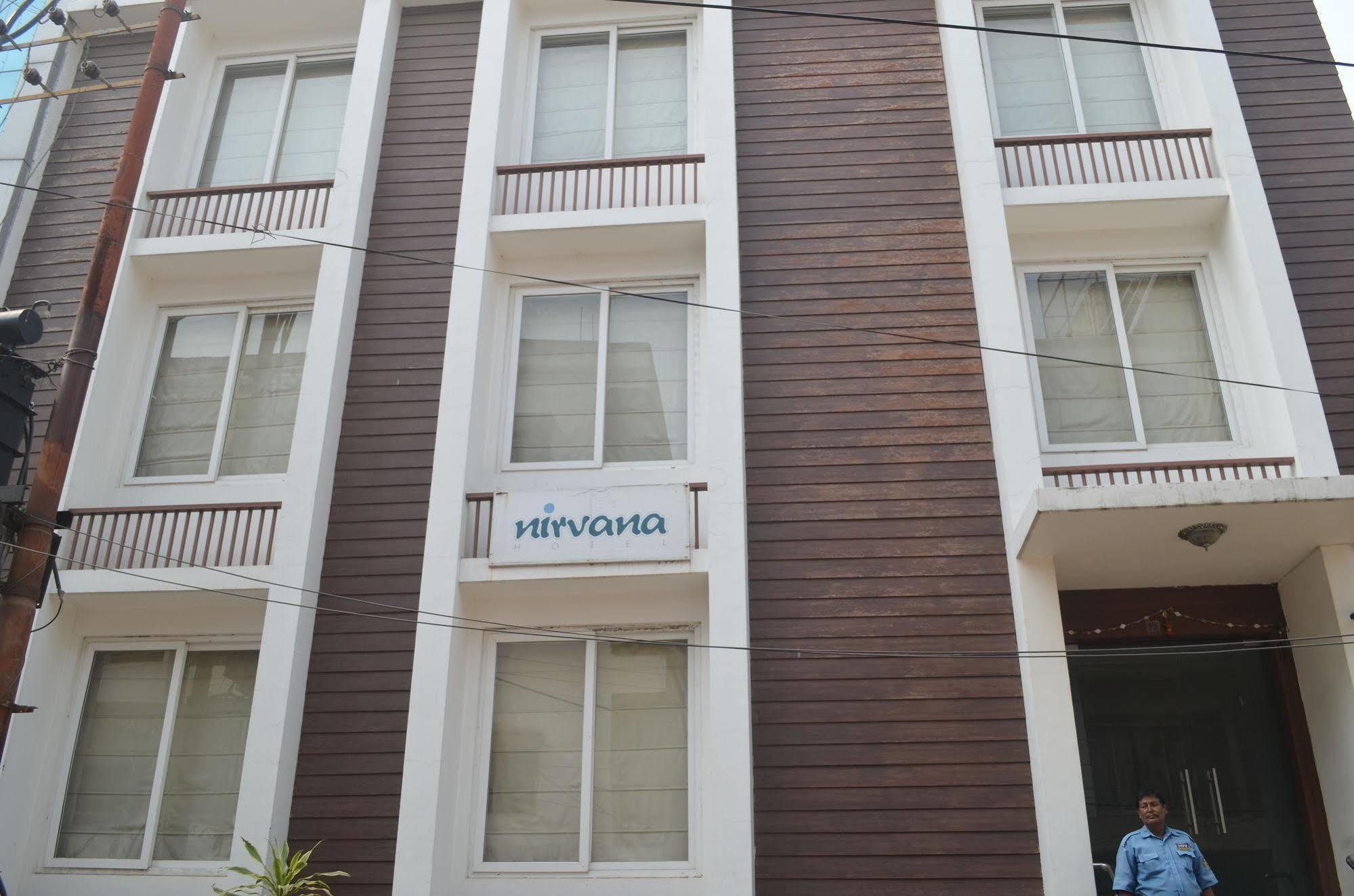Nirvana Hotel Варанаси Экстерьер фото