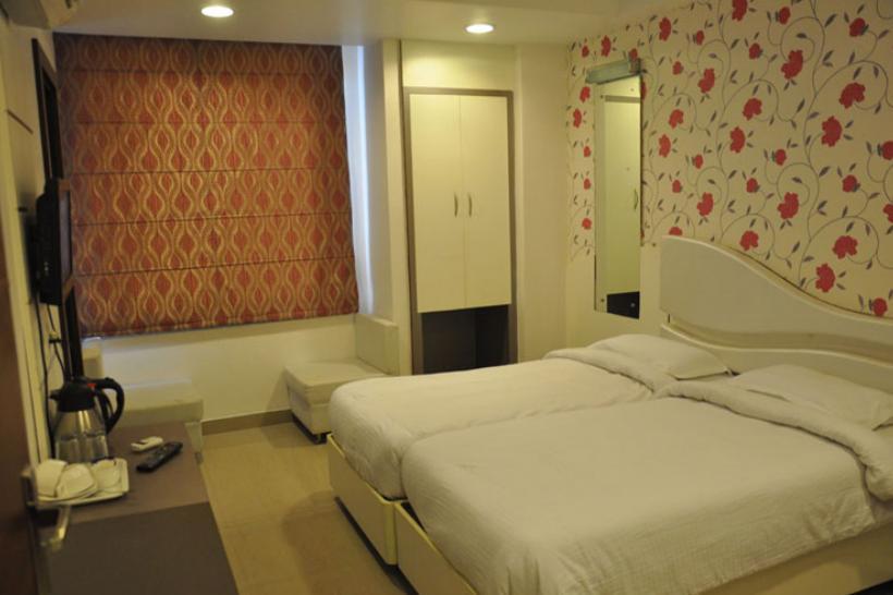 Nirvana Hotel Варанаси Экстерьер фото