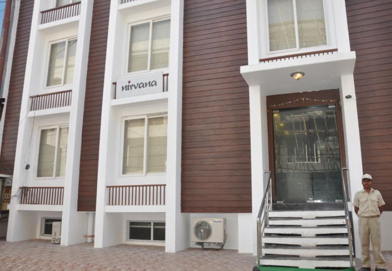 Nirvana Hotel Варанаси Экстерьер фото