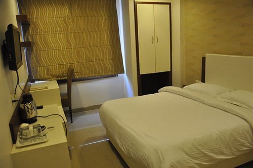 Nirvana Hotel Варанаси Экстерьер фото